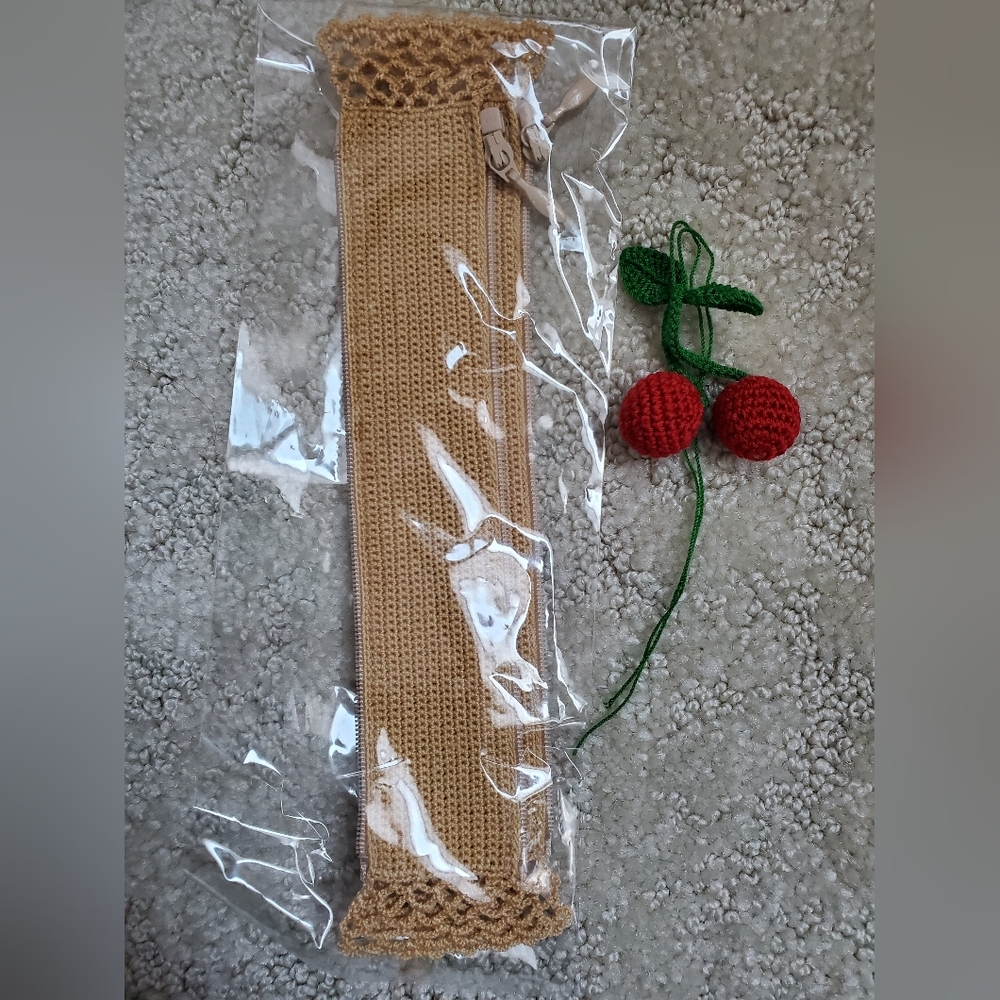 Crochet wrap cover for LV handle.